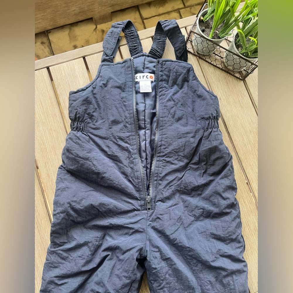 Size 3T snow body suit